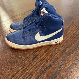 Nike Air Force 1 blue sneakers - boys 5.5
